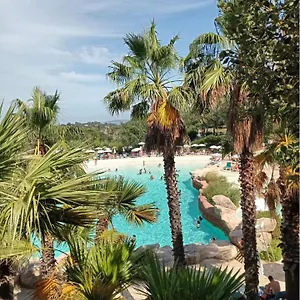 Agréable Golfe St Tropez Village Pierre Et Vacances Appartement